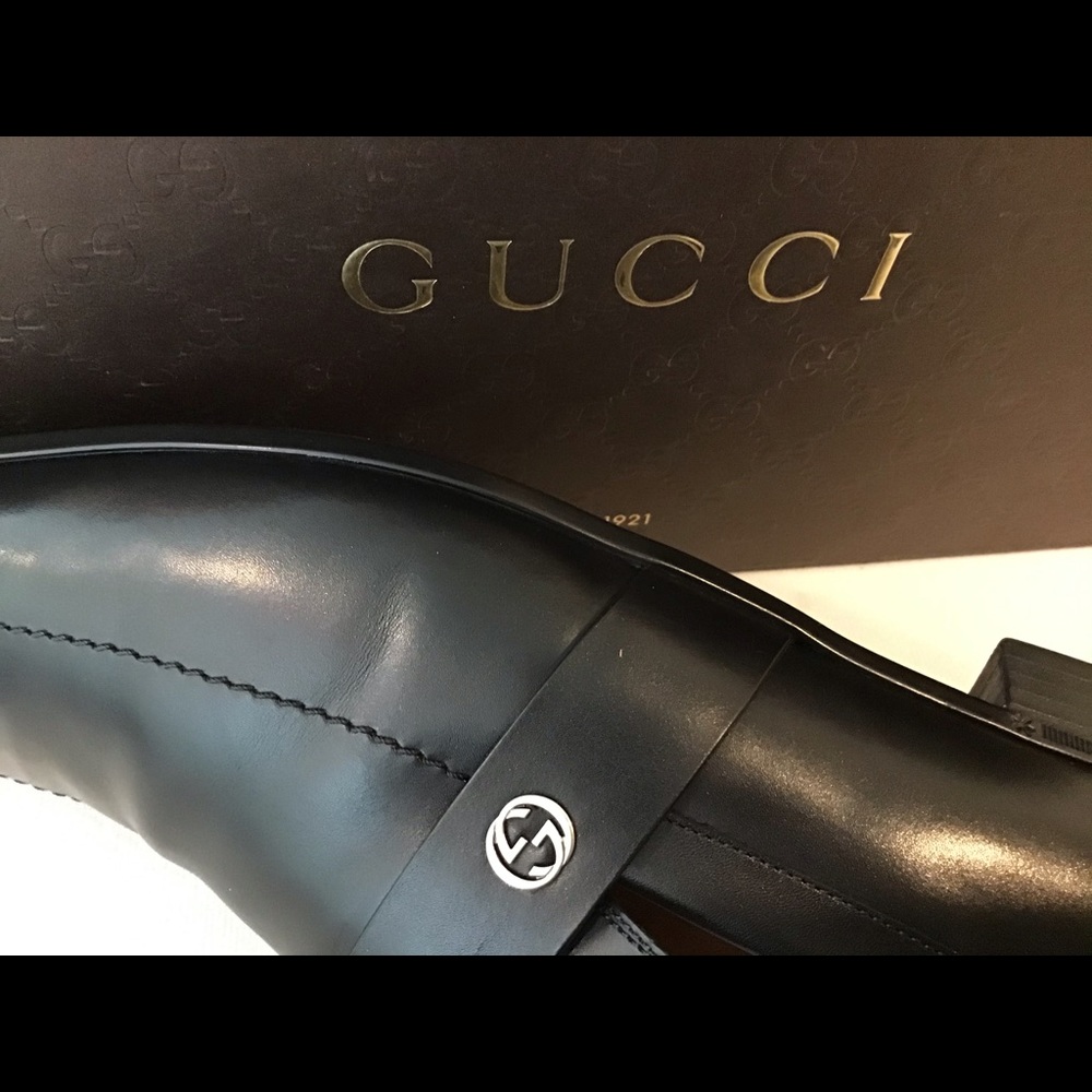 GUCCI Black GG Logo Loafers w/ Rubber Sole